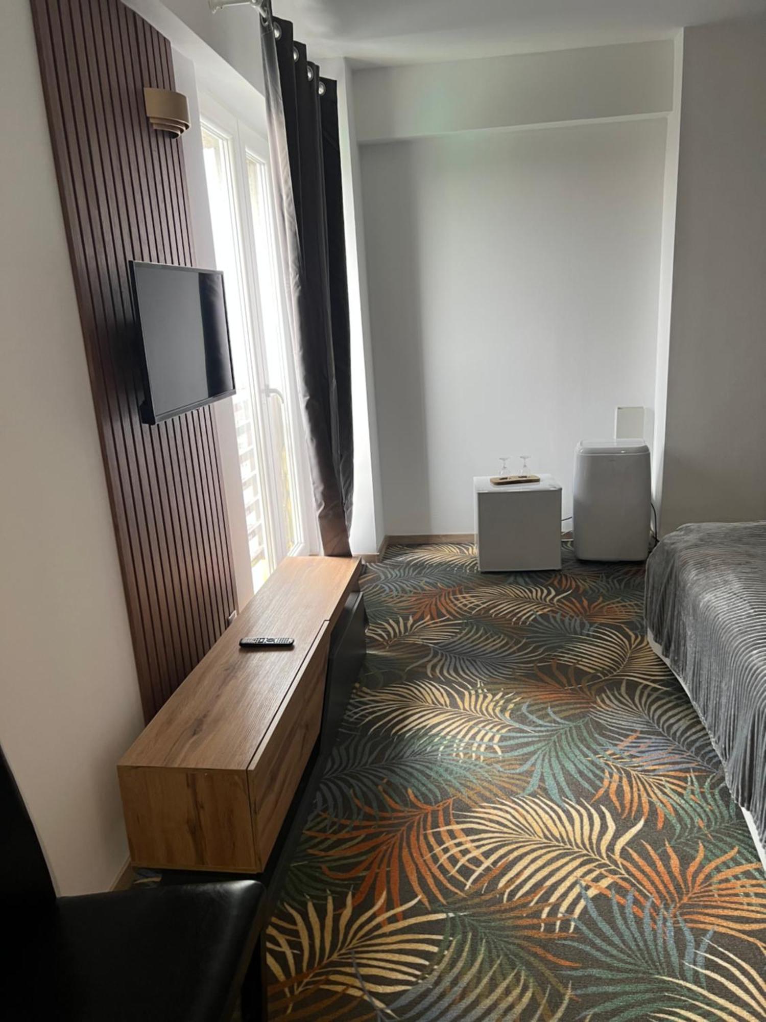 Hotel Sydney Craiova Kültér fotó