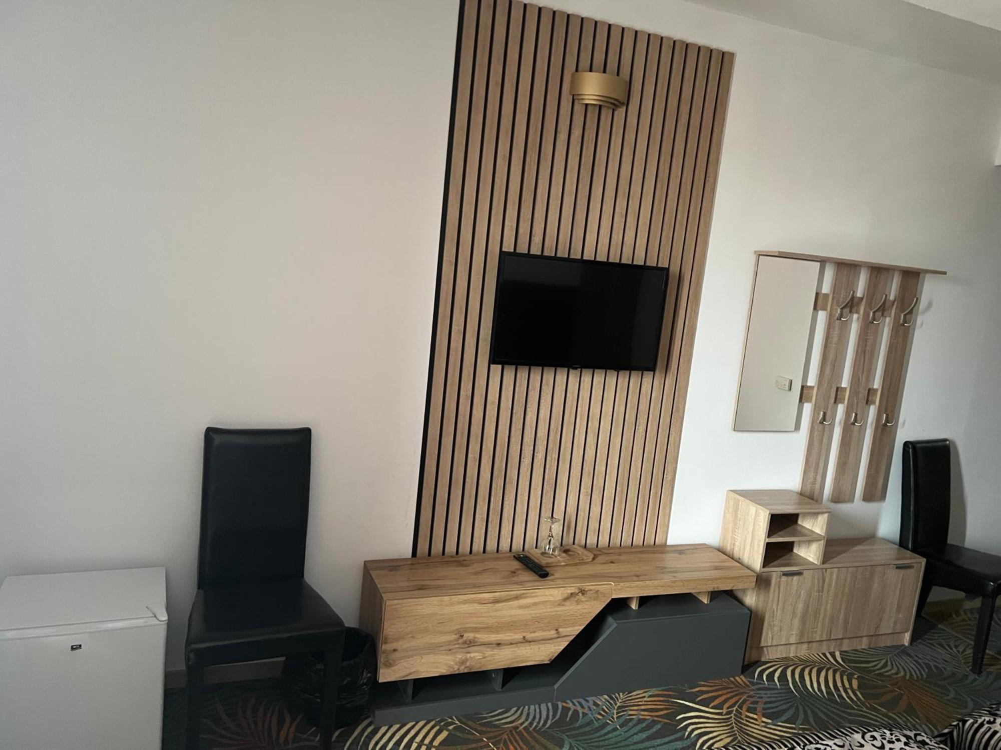 Hotel Sydney Craiova Kültér fotó